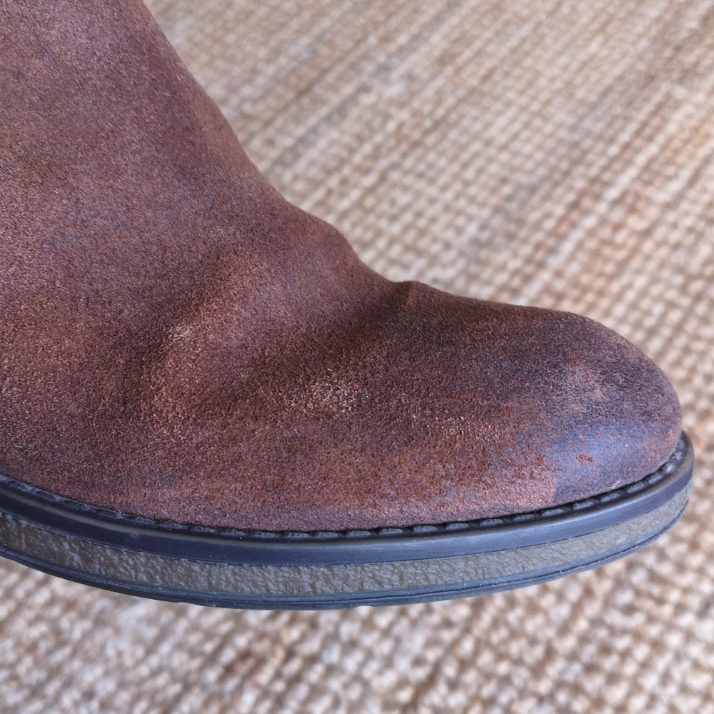 Clarks pull-on leather ankle boots - Picture 3 of 12